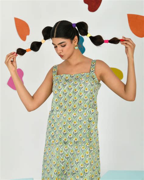 Green Sleeveless Mid Length Dress – thesaffronsaga
