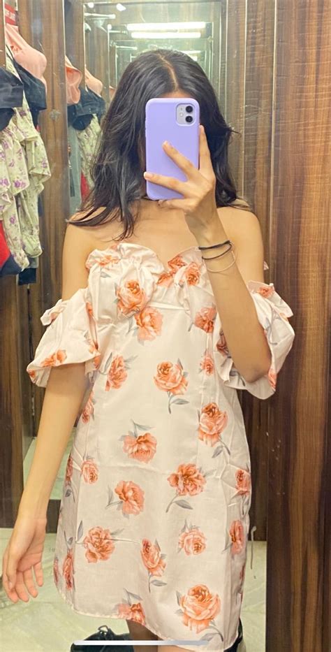 Pin by Nishaan Singh on Long hair styles | Pretty girls selfies ...