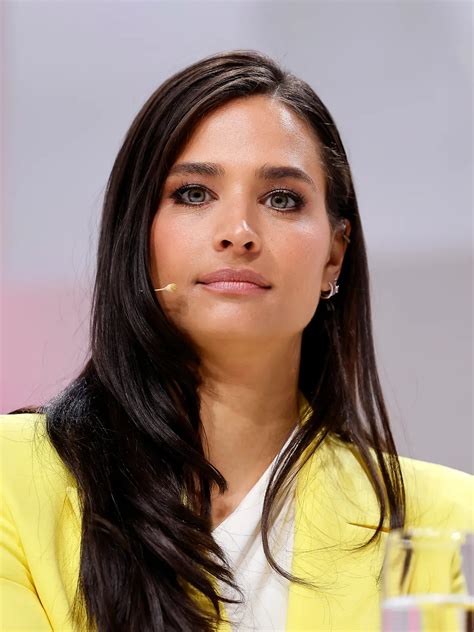 Amira Aly: DIESES besondere Geschenk von Christian Düren rührt die Moderatorin zu Tränen!