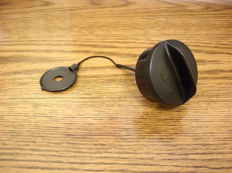 Stihl Fuel Cap Not Fitting 的图像结果