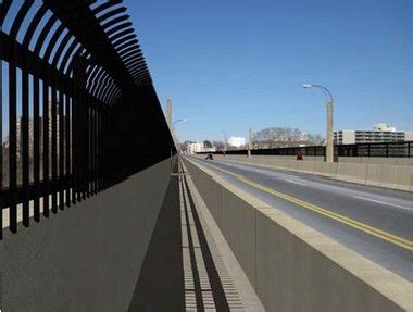 Allentown police prevent suicide at Eighth Street Bridge ...