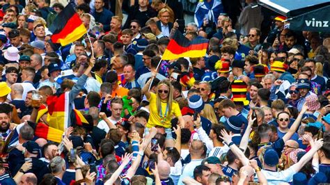 Football Eu 的图像结果