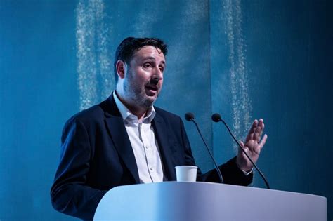 Llega la cuarta revolución industrial: la digitalización de los negocios