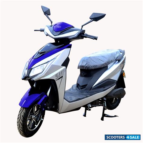 Arrow Wolf Electric Scooter price, mileage, colours, photos, featuers ...