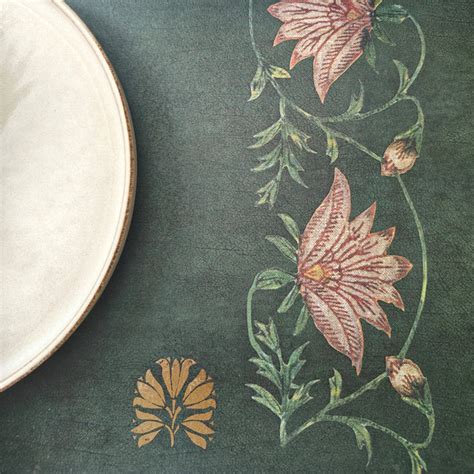 AAFIYA TABLE PLACEMENTS