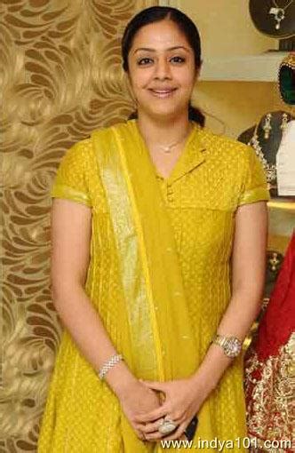 Jyothika - JungleKey.in Image #150