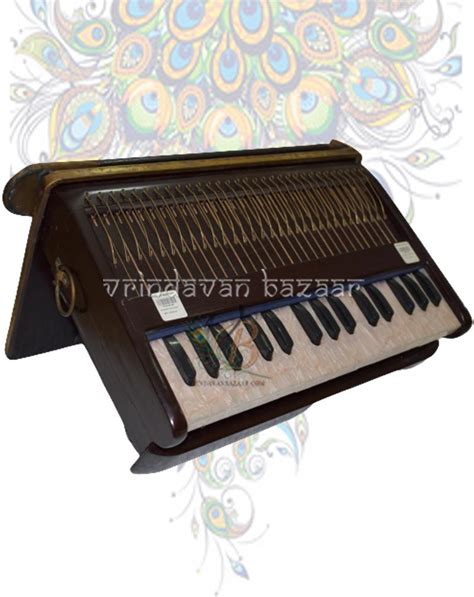 Harinaam Harmonium- Small size can be hung on shoulder – Vrindavan Bazaar