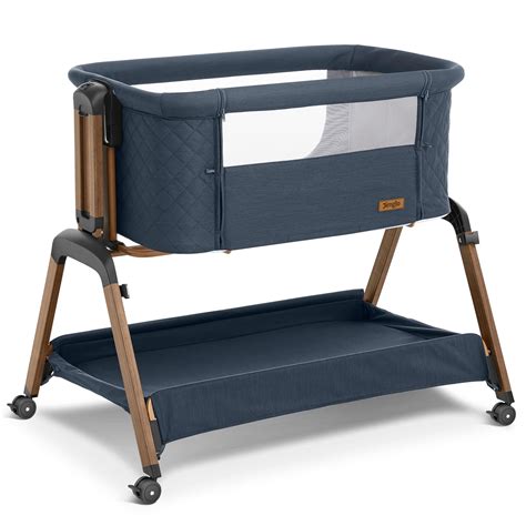 Newborn Rocking Bassinet