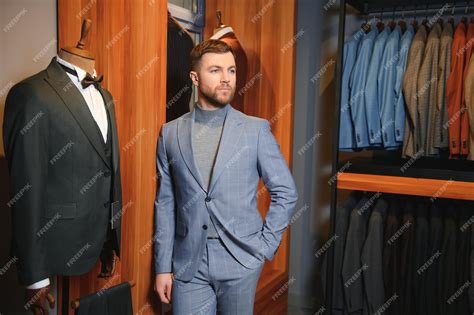 Classic Man Suit 的图像结果