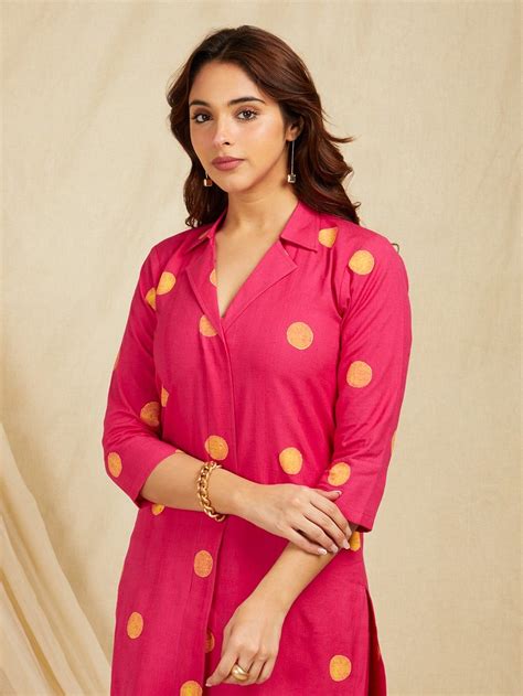 Buy Magenta Polka Dot Hand Block Printed Cotton Slub Kurta with Pants ...