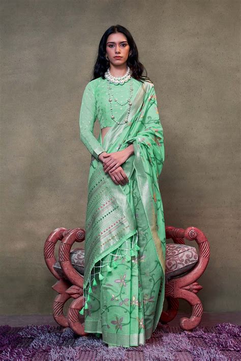 Kamiya Dark Green Handwoven Jamdami One Minute Saree – ONE MINUTE SAREE ...
