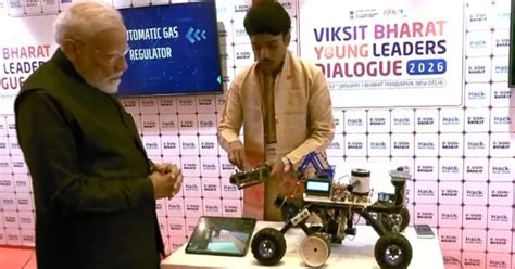 PM Modi arrives at Bharat Mandapam to take part in Viksit Bharat Young ...