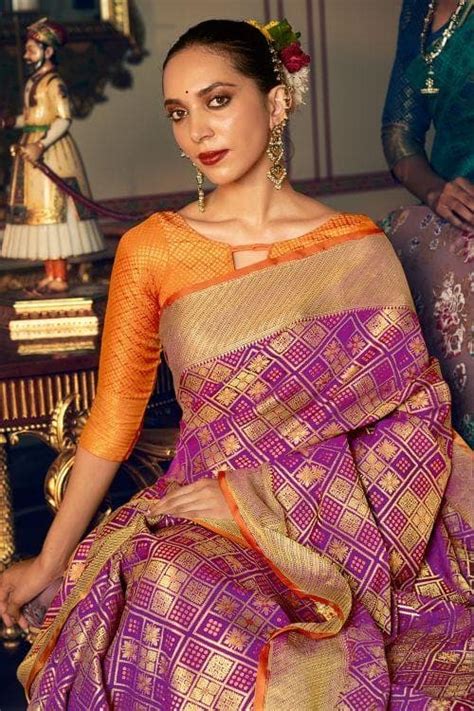 Buy Purple Banarasi Patola Saree 40028 Online | Karagiri