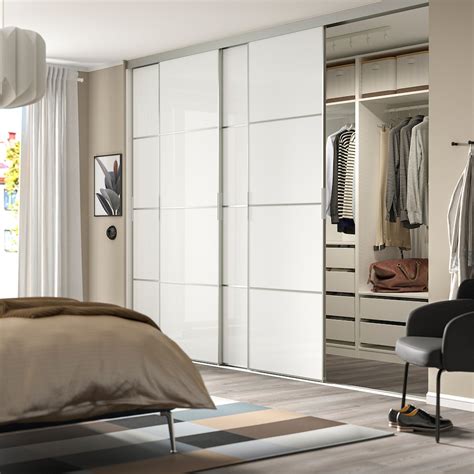 SKYTTA / FÄRVIK sliding door combination, aluminium/white glass ...
