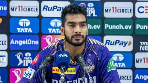 "My name is Aakash Iyer anyone up for the bidding" - Fans react as ...