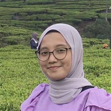 Anggit - Accounting teacher - ₹384/h