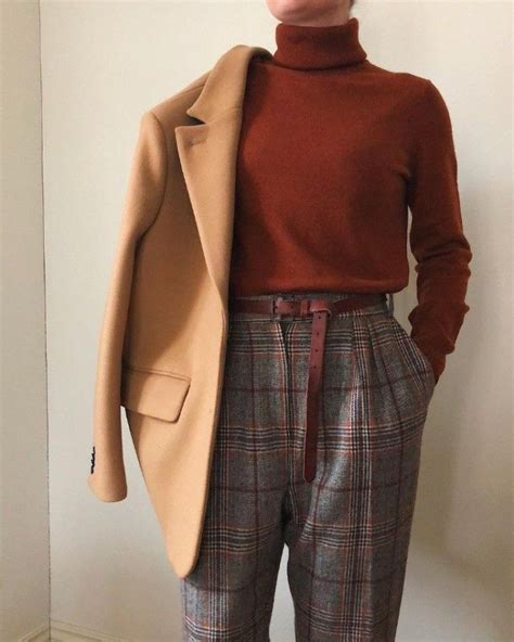 Business-Casual Gender-Neutral 的图像结果