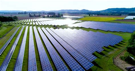 Solar Panel Installation 的图像结果