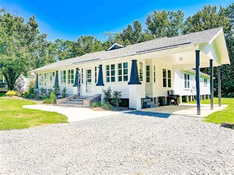 Lake D'Arbonne Vacation Rentals & Homes - Louisiana, United States | Airbnb