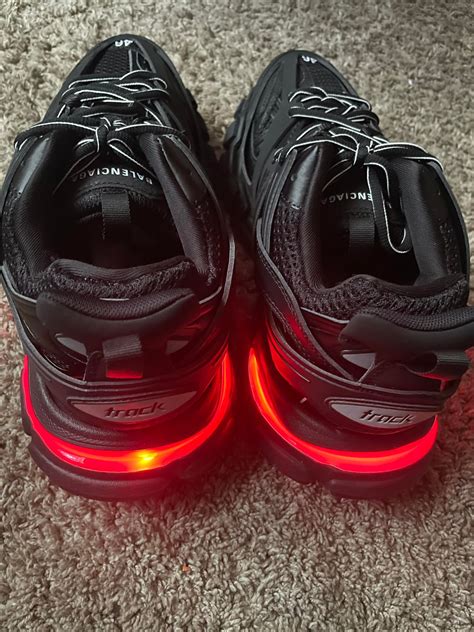 $170 Balenciaga Track Runner Led : r/qinmin123