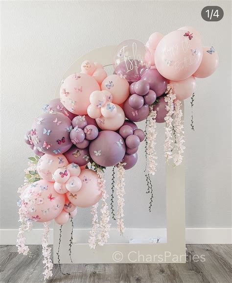 DIY Balloon Arch with Stars