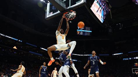 Zakai Zeigler finds Jonas Aidoo for a two-handed jam - ESPN Video