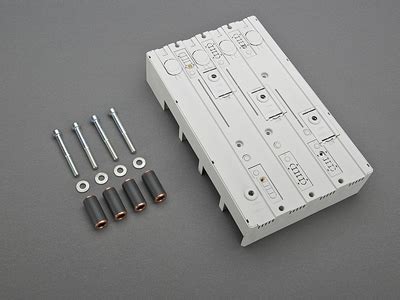 Wohner Busbar Adapter 500 A, 4-Pole, Aligned To Switchgear – 32583 ...
