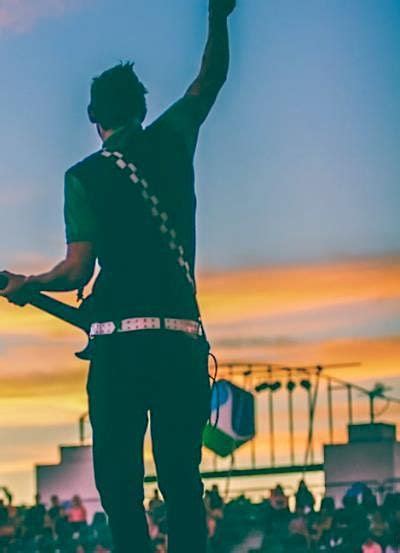 IzzyTheTraoGoddess-AtW&B! World Tour, 27 March 2023 | AllEvents