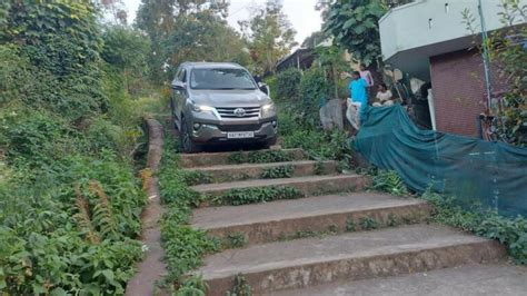 Toyota Fortuner Driver Stuck on Stairs on Following Google Maps » Car ...