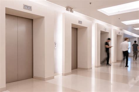 The lift that knows where you need to go – INSYS icom