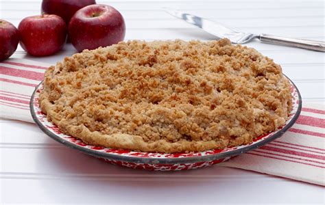 Apple Crisp Pie