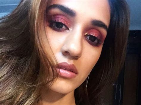 Eyeshadows That Won’t Crease Or Smudge That Are Perfect For New Year’s Eve
