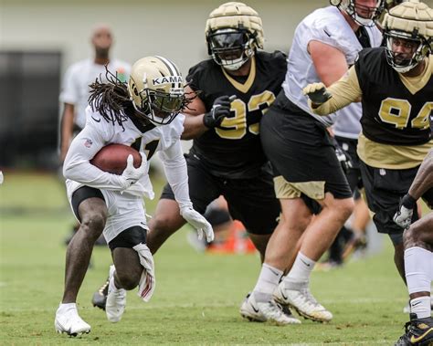 Mickey Loomis optimistic on Alvin Kamara contract talks