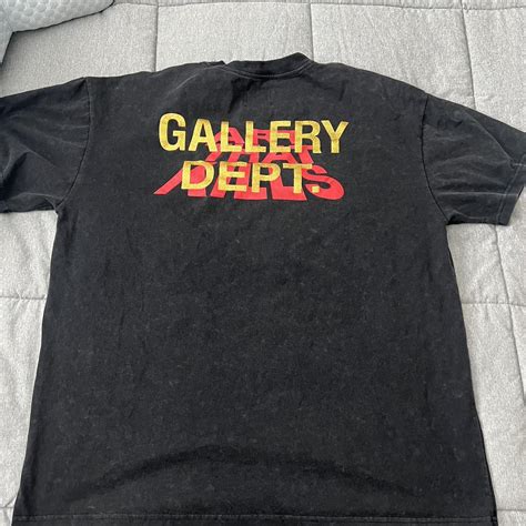 Gallery Dept. Tee SIZE Large - Depop