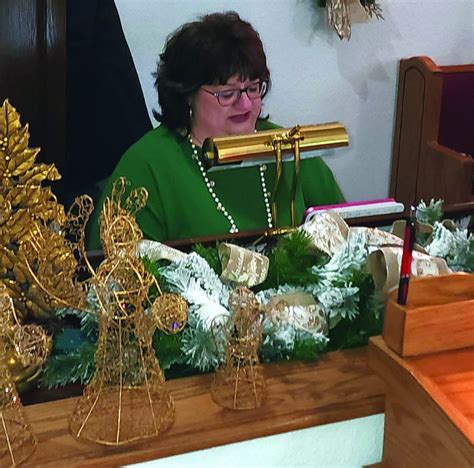 Follis & Sons Annual Memorial Bell Service - Daily Journal Online