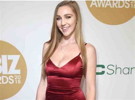Kendra Sunderland Biography, Age, Height, Net Worth and Family Facts ...