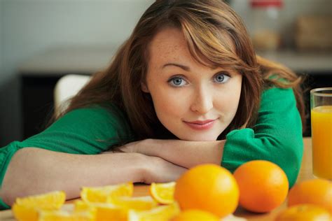 What the "Orange Peel Theory" Means for Your Relationship - Everyday Owl