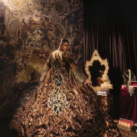 Designer Capes & Sculptural Layers | Vazaneh