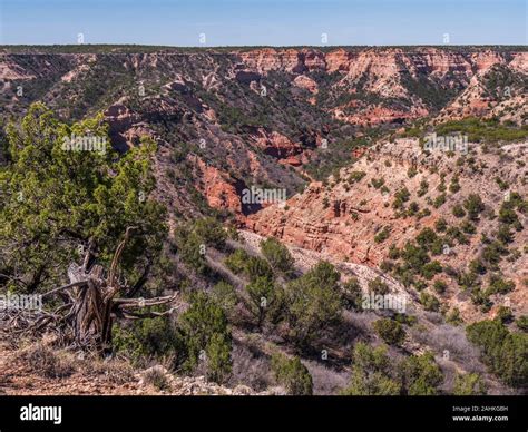 Little red river hi-res stock photography and images - Alamy