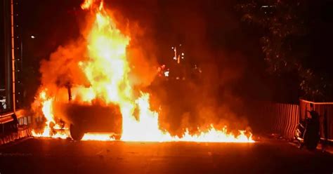 Andhra Pradesh: Fire breaks out at shopping complex in Gudivada, major ...