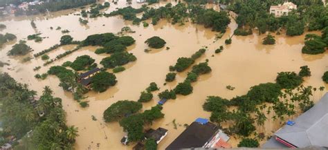 Kerala Floods: Death Toll Climbs to 76; 2.87 Lakh in Relief Camps - The ...