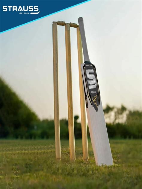 Buy Kashmir Willow Cricket Bat | 71cm | Anti Scuff Sheet – StraussSport