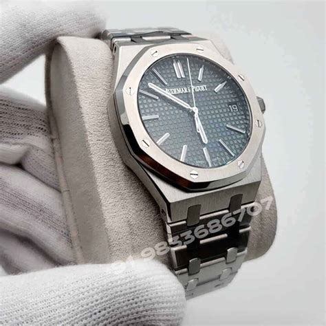 Audemars Piguet Royal Oak Stainless Steel 50th Anniversary Green Dial ...