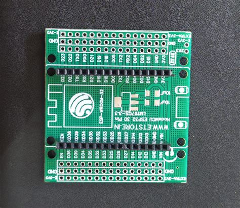 ESP-WROOM-32 ESP32 Breakout Board 30 PIN (Only PCB) (Pack of 1 ...