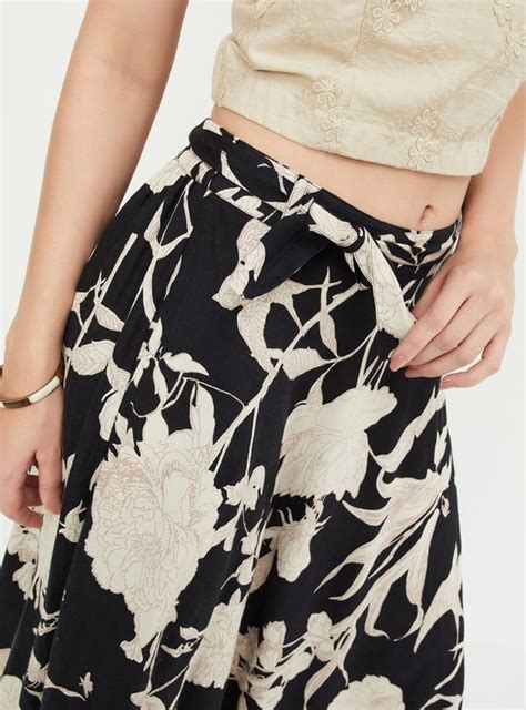 Buy Kalki x Max Women Floral Printed Maxi Skirt Online at just Rs. 1199 ...