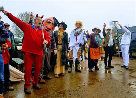 The Eydon Mummers, Dodds Manor Farm, Daventry, 26 December 2023 ...