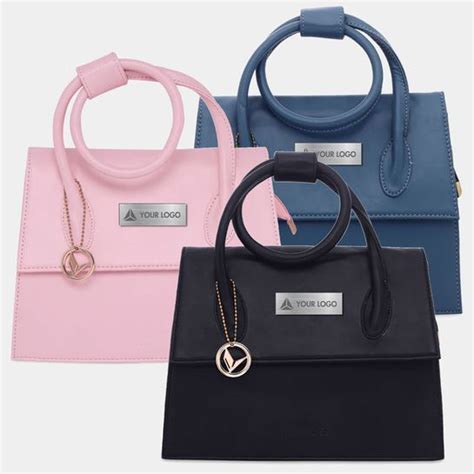 Customised Bags With Name and Logo | Personalised Business Bags for ...