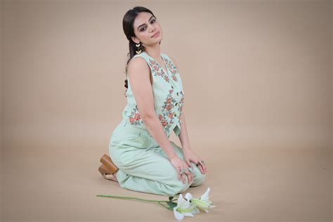 Matcha linen pants – ShopHeadstrong
