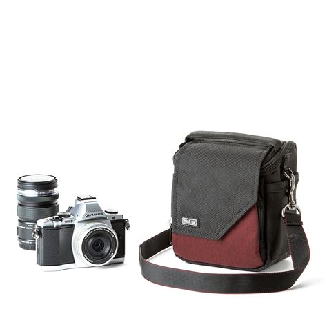 Think Tank Photo Mirrorless Mover 10 Camera Bag (Deep Red) : Amazon.in ...
