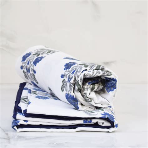 Indigo Nakkasshi All over Printed Cotton Reversible Dohar Set – Saga Jaipur